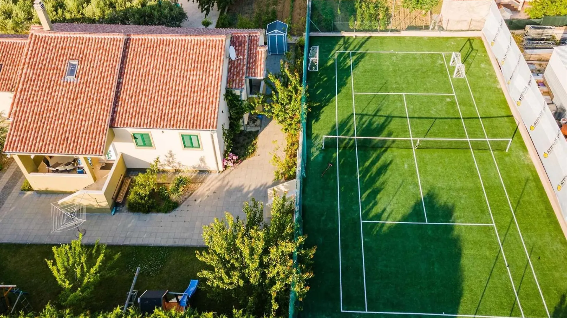 Villa Field Hill With Swimming Pool And Tennis Court Poljica   Poljica (Zadar)