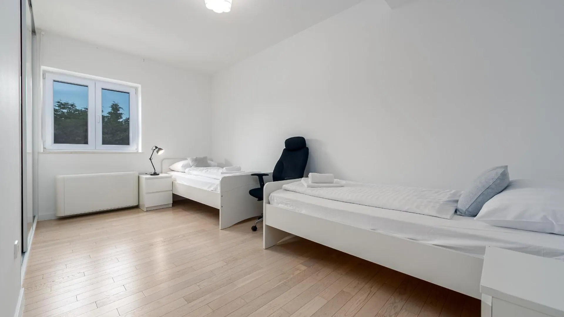 Villa Field Hill With Swimming Pool And Tennis Court Croatia
